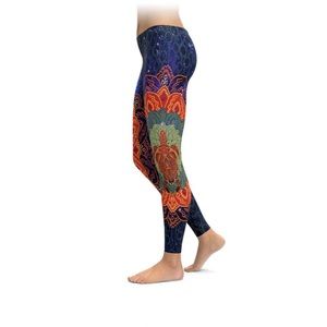 Brave New Look Mandala Turtle Leggings Small